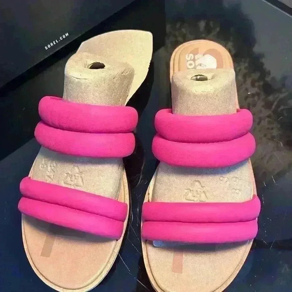 NEW WITH BOX  Women's Sorel  Ell II Puff Slide Sandal Size 8 In Fuchsia - Picture 6 of 6